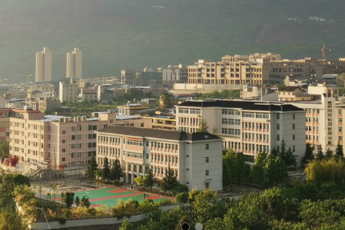 神州数码DCN助力汉源职业高级中学校园网“智行+光”升级